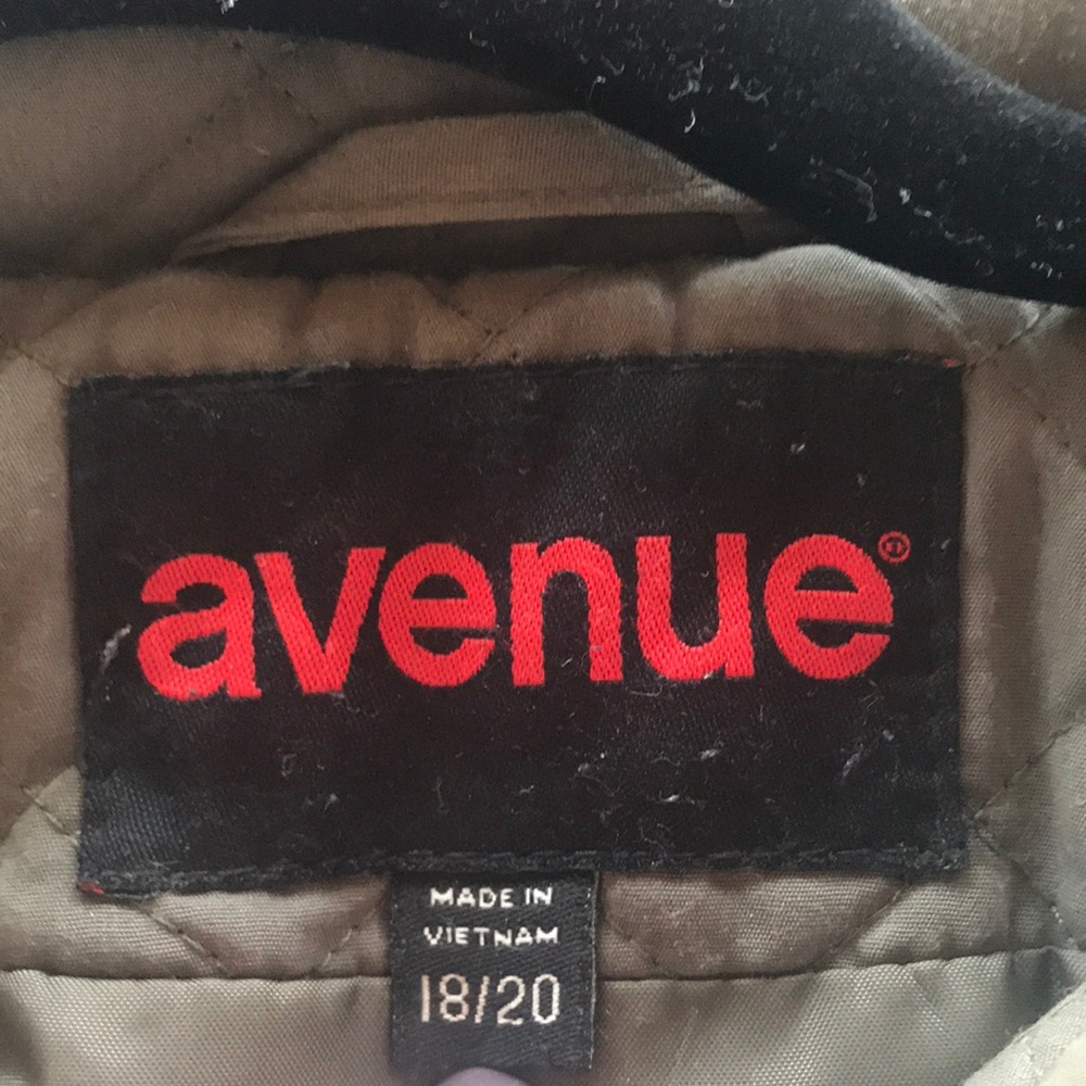 Jacket - Picture 3 of 3